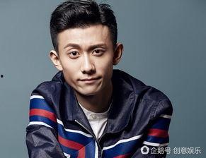 20多岁的男明星网红