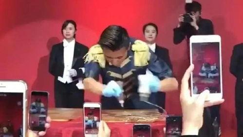 今日娱乐圈新瓜速递,明星动态大揭秘，热点事件实时追踪