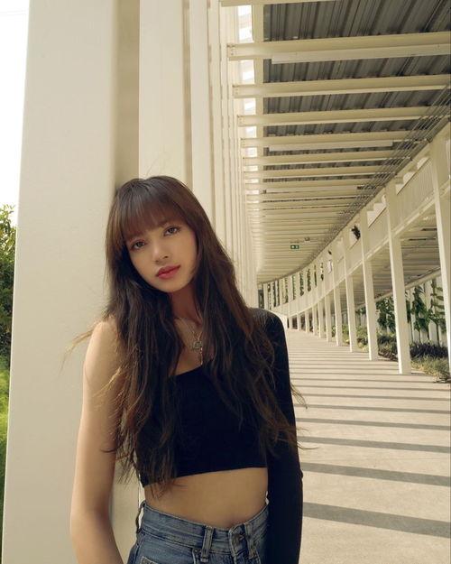 女明星网红沙发是谁,揭秘网红沙发背后的故事