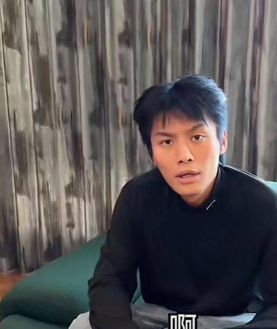 明星网红小杨哥简介,网红界的璀璨明星，揭秘他的魅力人生