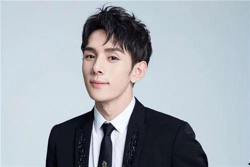 明星网红爸爸是谁呀视频,明星网红爸爸背后的神秘身份