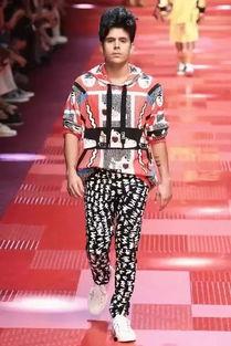 走秀明星网红是谁,揭秘走秀明星网红背后的魅力