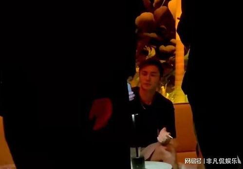 明星网红去酒吧是谁,探秘酒吧之夜