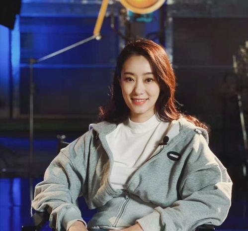 明星网红凳子图片高清壁纸,潮流与时尚的完美融合