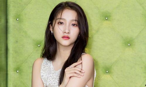 明星网红一姐简介照片,魅力照片揭秘她的明星气质