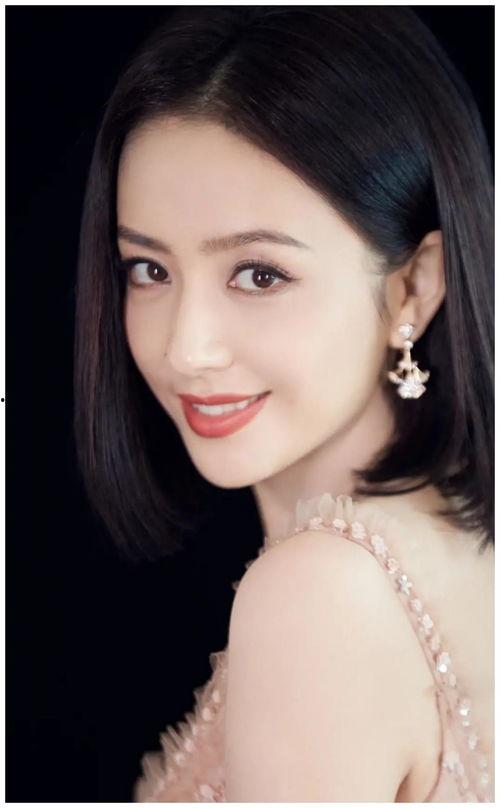 所有的明星网红照片大全,揭秘明星网红们的时尚风采